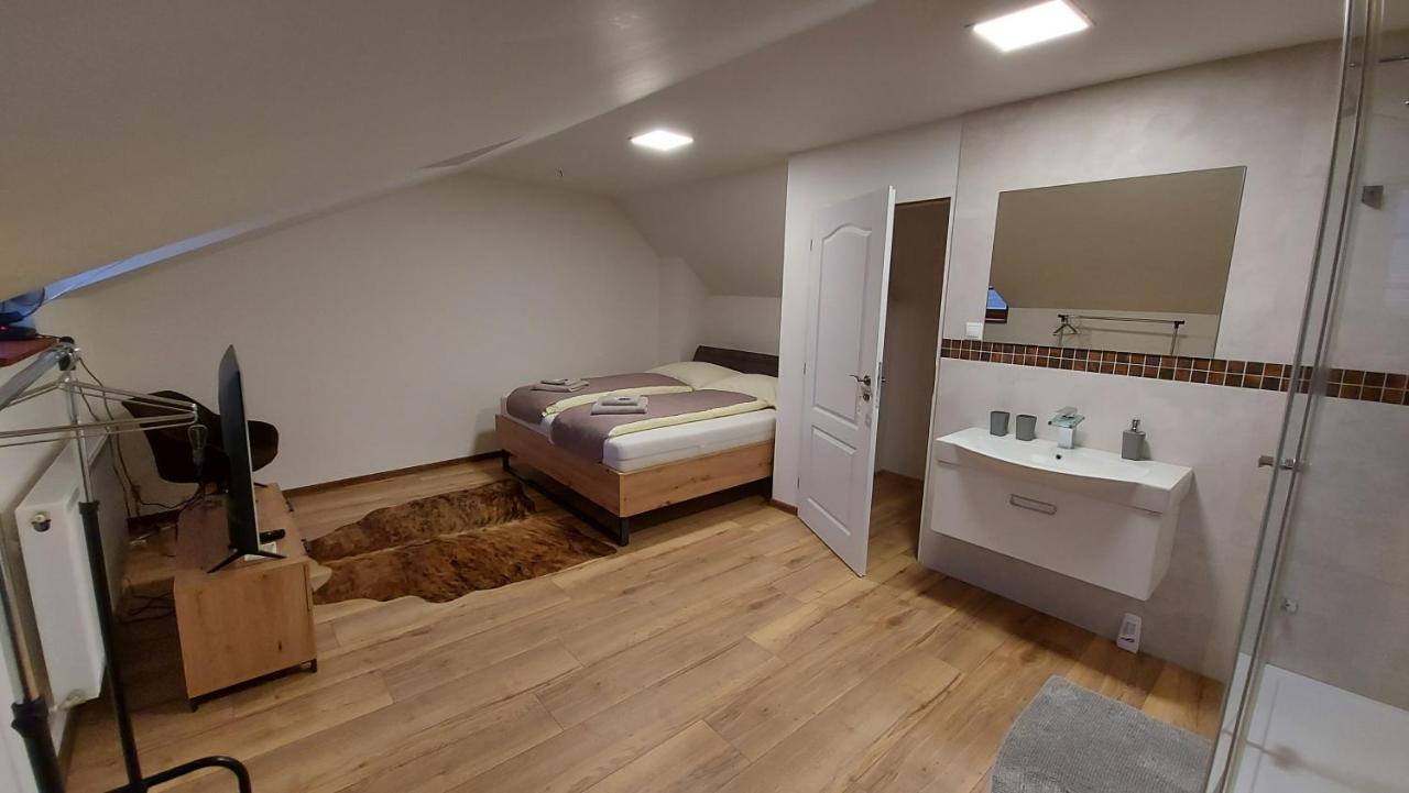 Apartamento Mária B Trenčín Exterior foto